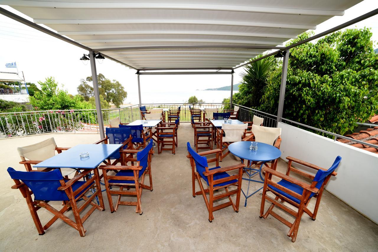 Avra Hotel Kyparission Exterior photo
